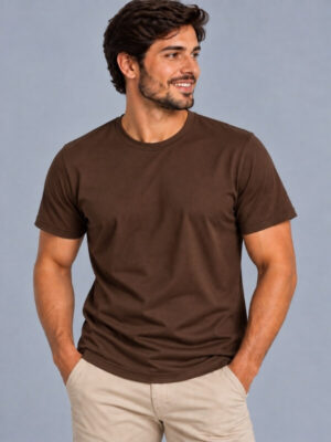camiseta-tradicional-gola-redonda-manga-curta-marrom